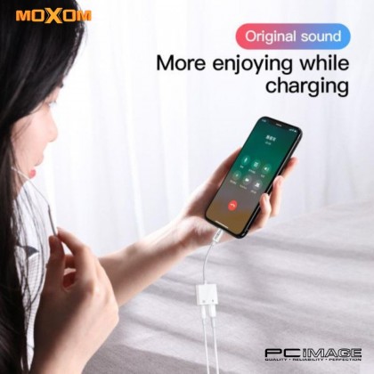 MOXOM MX-AX18 Lightning to Lightning Audio Output + Lightning Charge Adapter White
